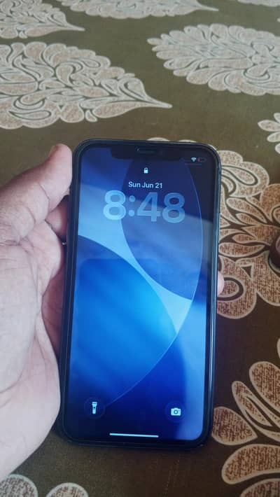 I phone 11 64gb