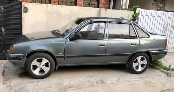 Daewoo Racer 1996