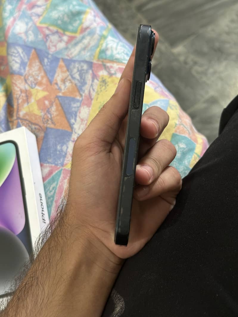 Apple iPhone 14 2