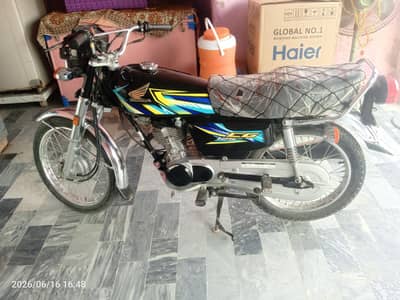 Selling my honda 125 2026 model condition 10/10 zero meter condition