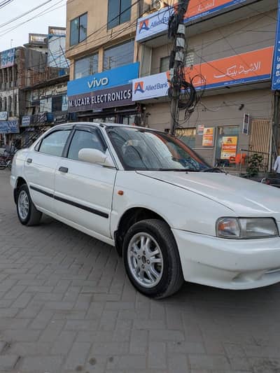 Suzuki Baleno 2001