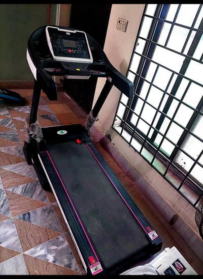 Motorized Electric Treadmill - Excellent condition | Home Gym