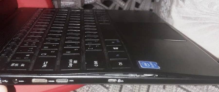 Intel Celeron Inside 1