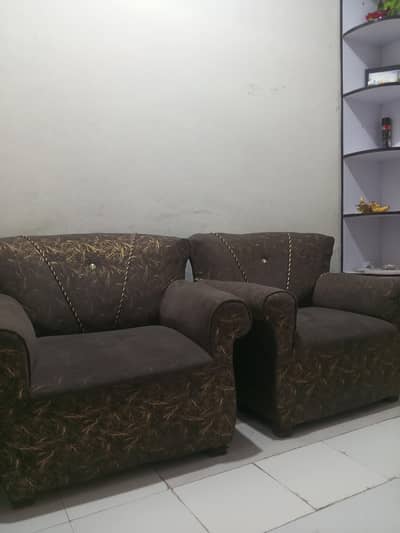 5 seater fresh condition sofa set