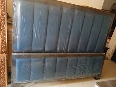 Bed Set , 2 side table , 1 mattress
