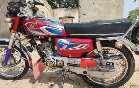 Honda 125  22/23 model