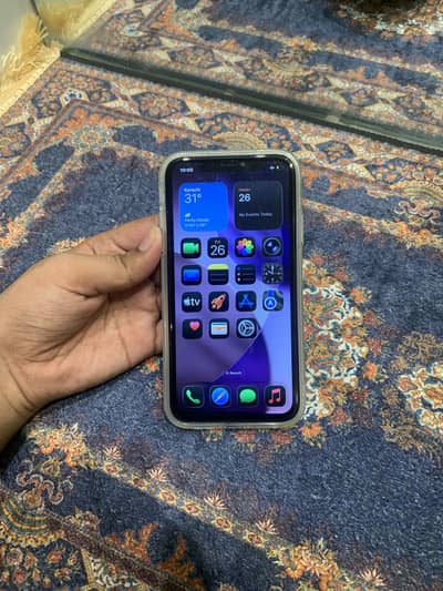 Apple iPhone 11
