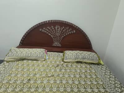 Sheesham Wood Queen Bed with Mattress