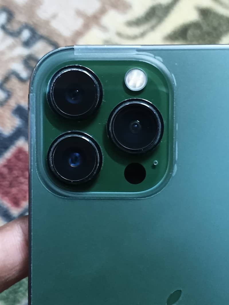 Apple iPhone 13 Pro Max 6