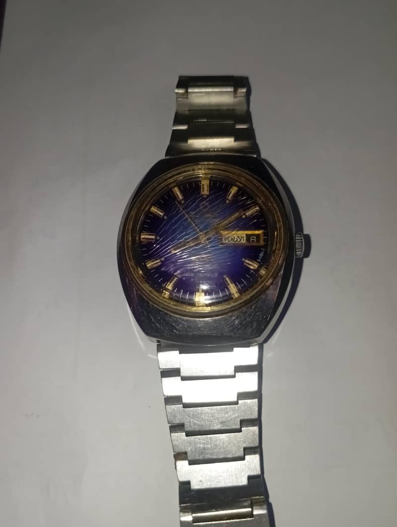 Omax automatic watch 1