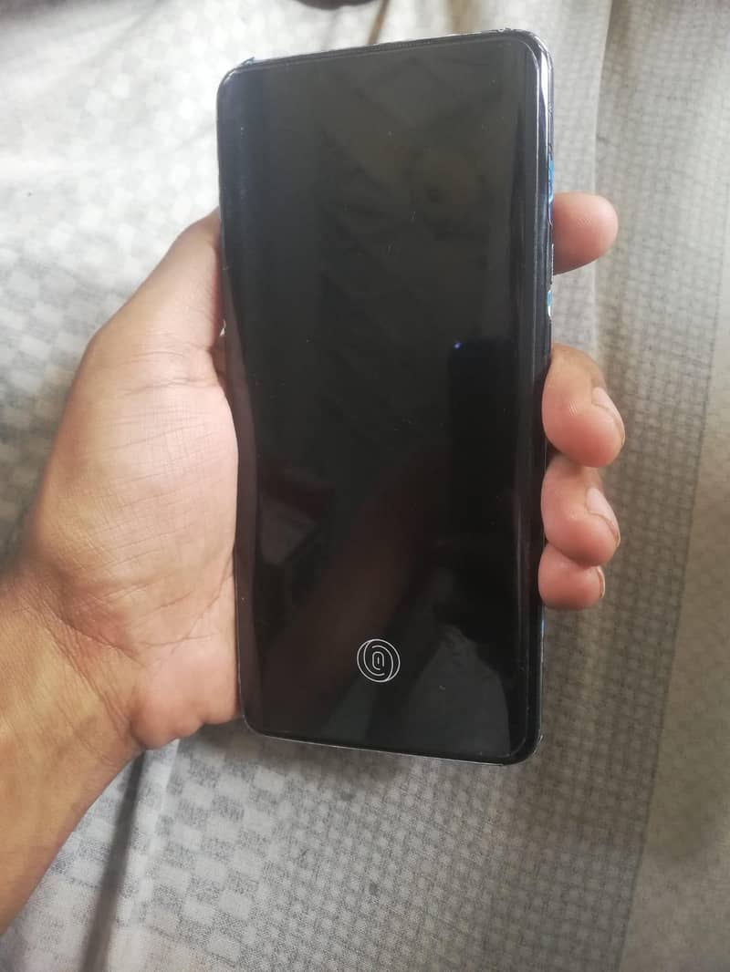 One Plus 7 Pro 6