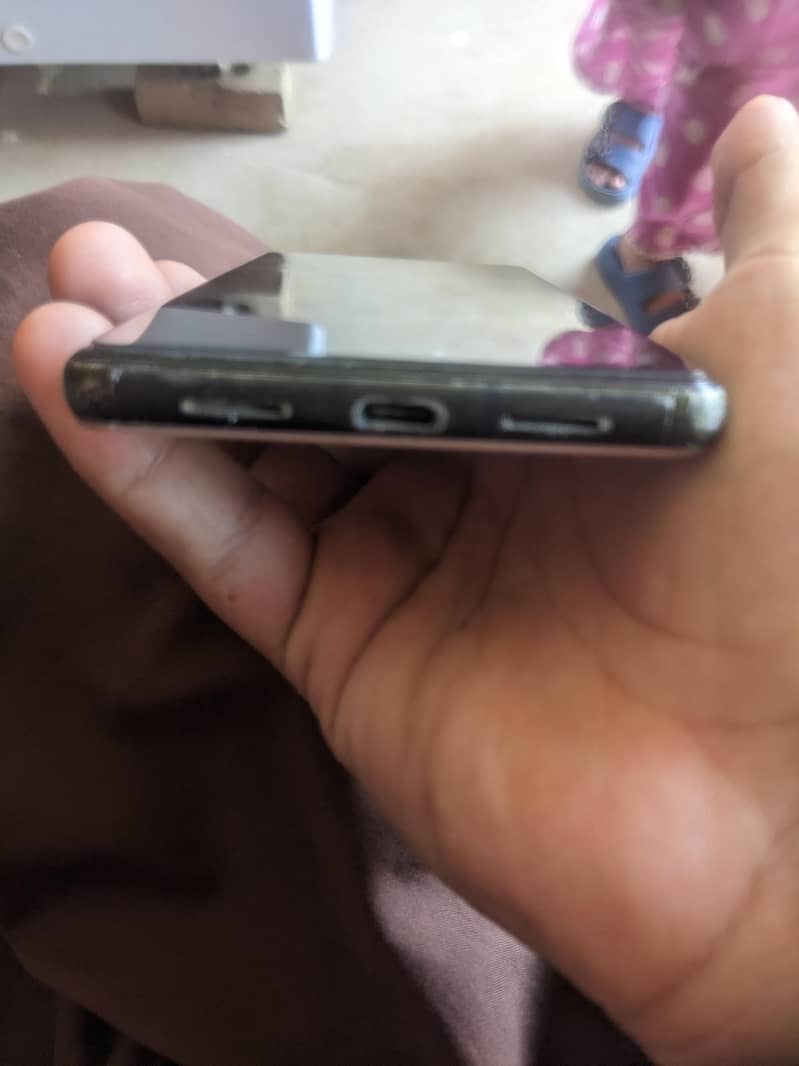 Google Pixel 6 4