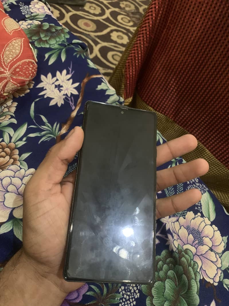 Google Pixel 6 4