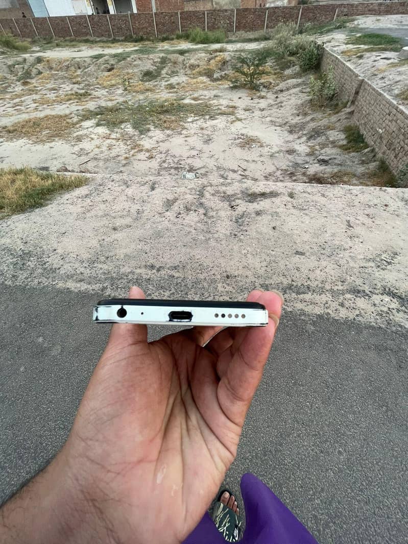 Itel A50C 4