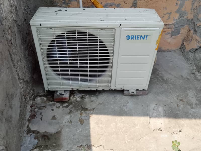 orient 1.5 ton split AC 2