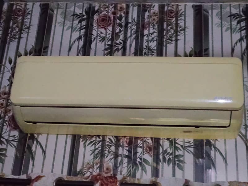 orient 1.5 ton split AC 3