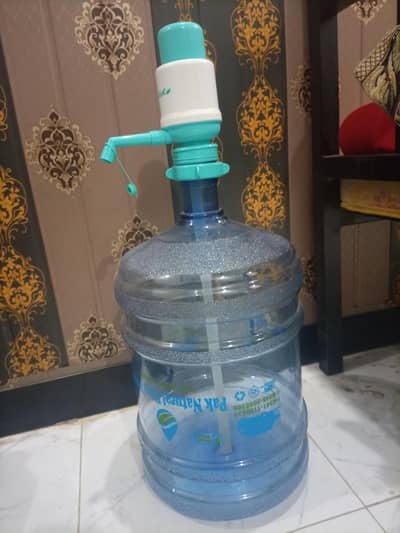 19 liter water bottle with pump