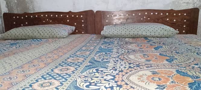 Double bed full size with Mattress