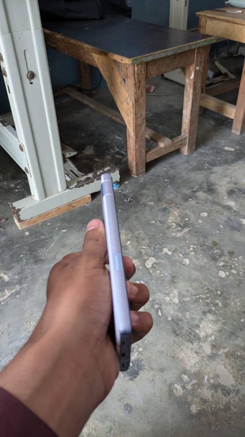 Google Pixel 7a 4