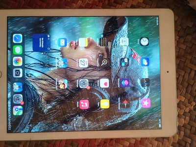 ipad 6 generation PUBG par 60 fps pakki all ok ha touch tota hua 32 GB