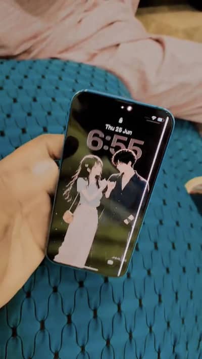 Apple iPhone 13