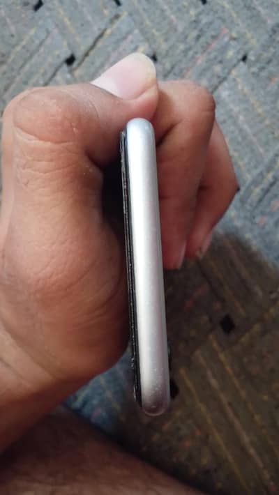 Apple iPhone 6