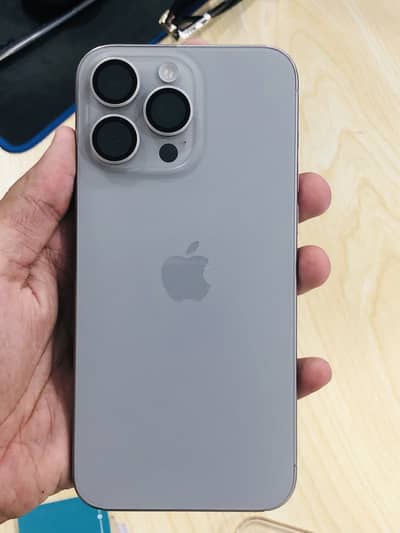 Apple iPhone 15 Pro Max 256gb jv