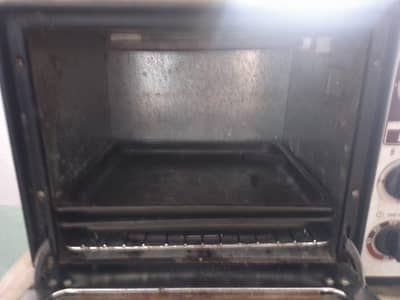oven 10/10 condition