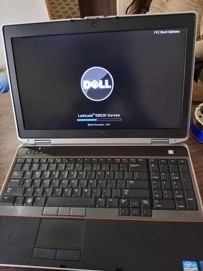 Dell Core i5 Laptop in Lush Condition - 6GB/500GB