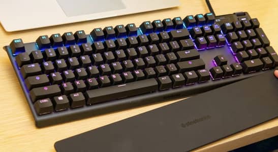 Steel series Apex pro mechanical gaming keyboard with Display Screen