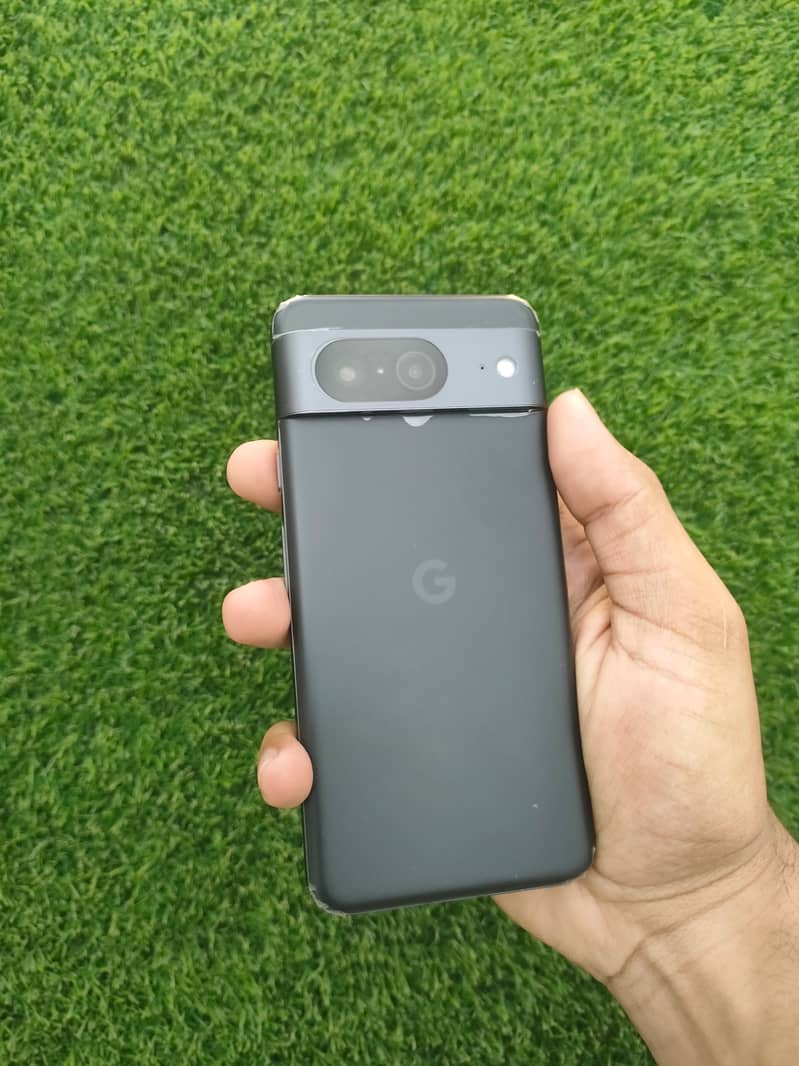 Google Pixel 8 6