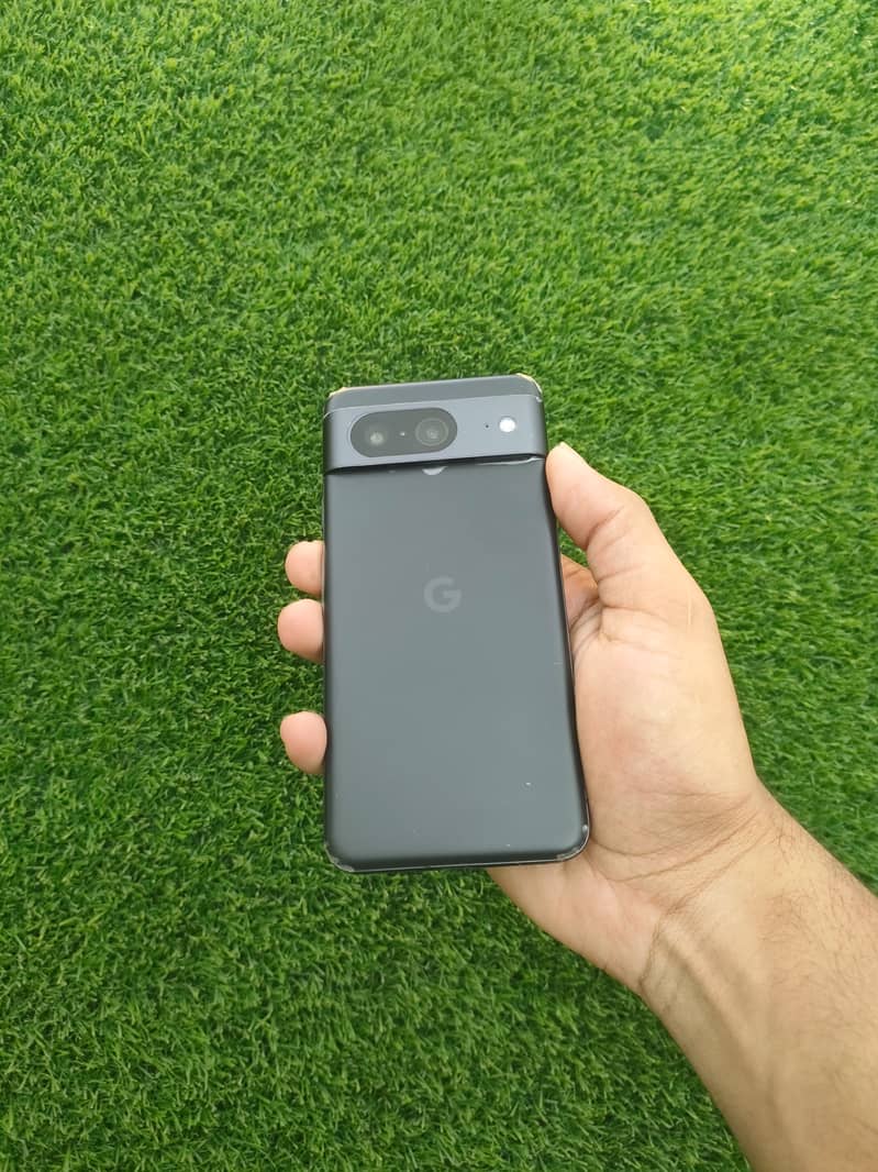 Google Pixel 8 7