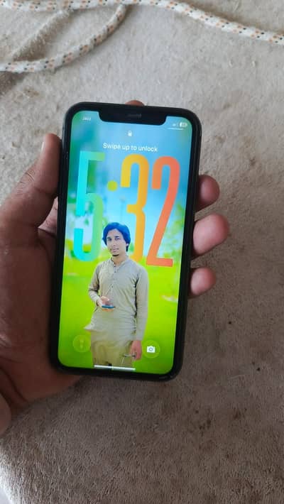 iPhone 11 factory unlock