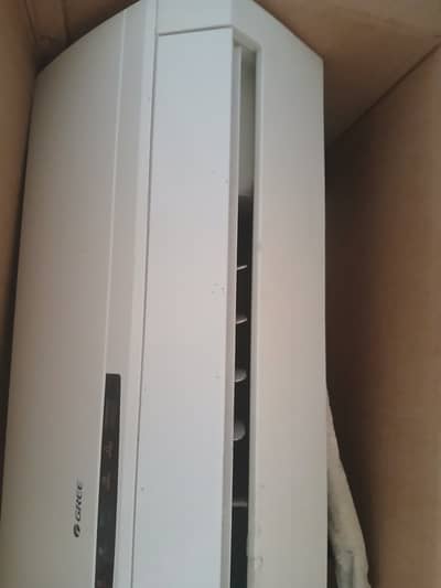 Gree 1 Ton Split AC