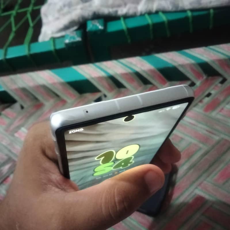 Google Pixel 7a 3