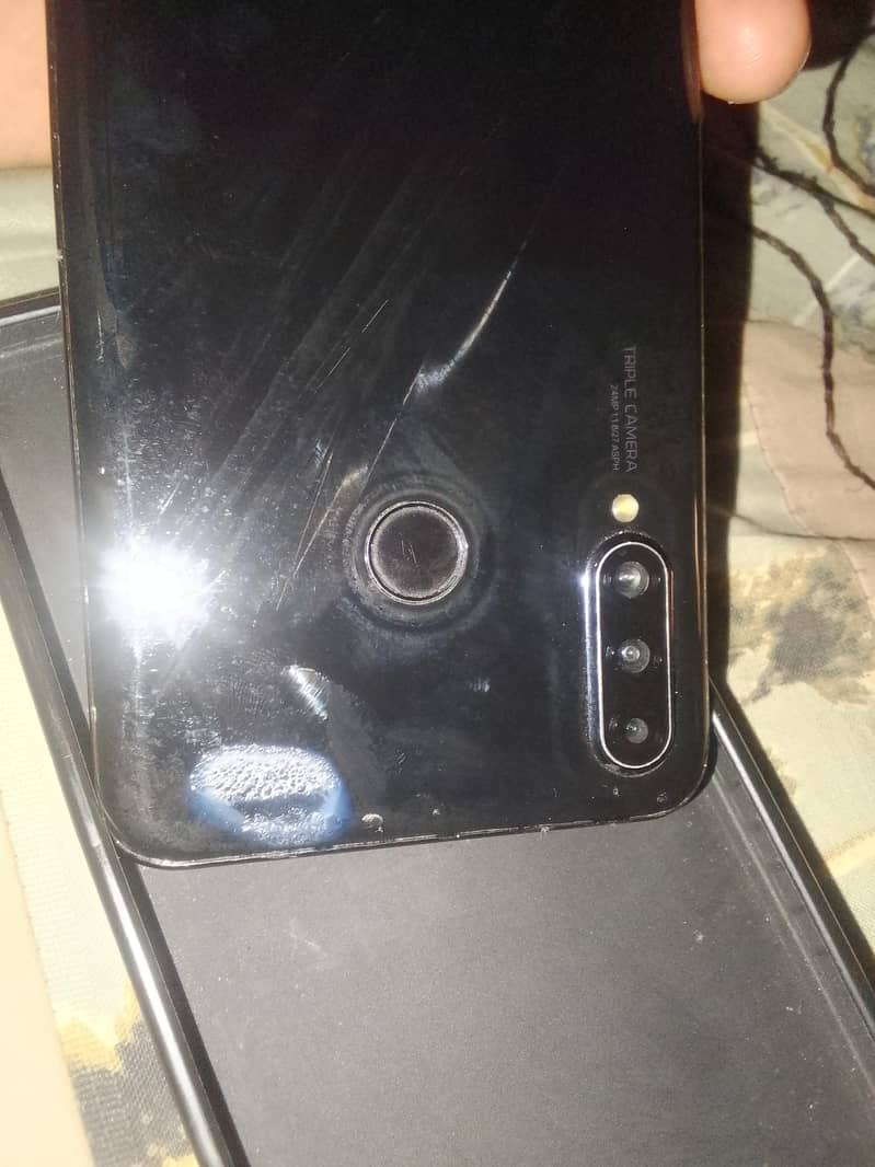 Huawei P30 1