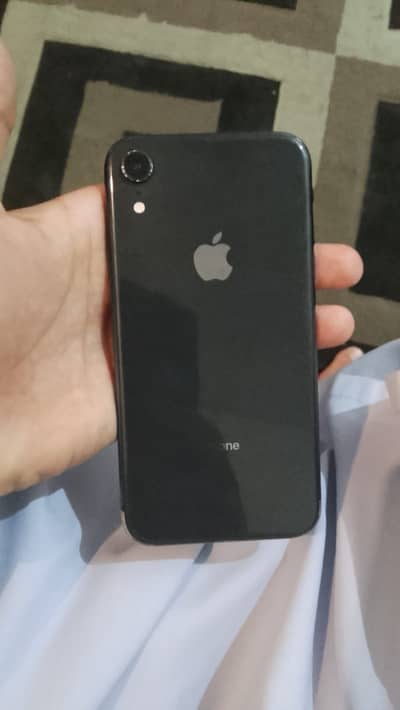 Apple iPhone XR battery health 77 64gb water pack whatsapp 03340304150