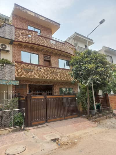 G-13 4.4 Marla House Available For Sale