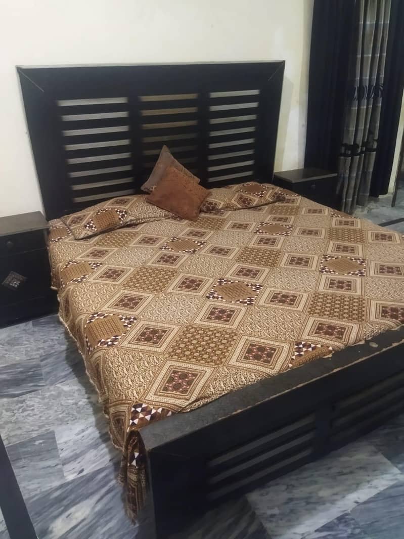 king size bed 1