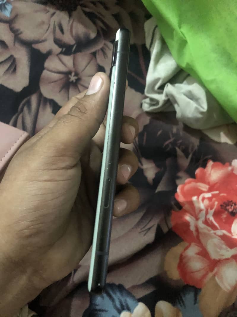 Google Pixel 6a 1
