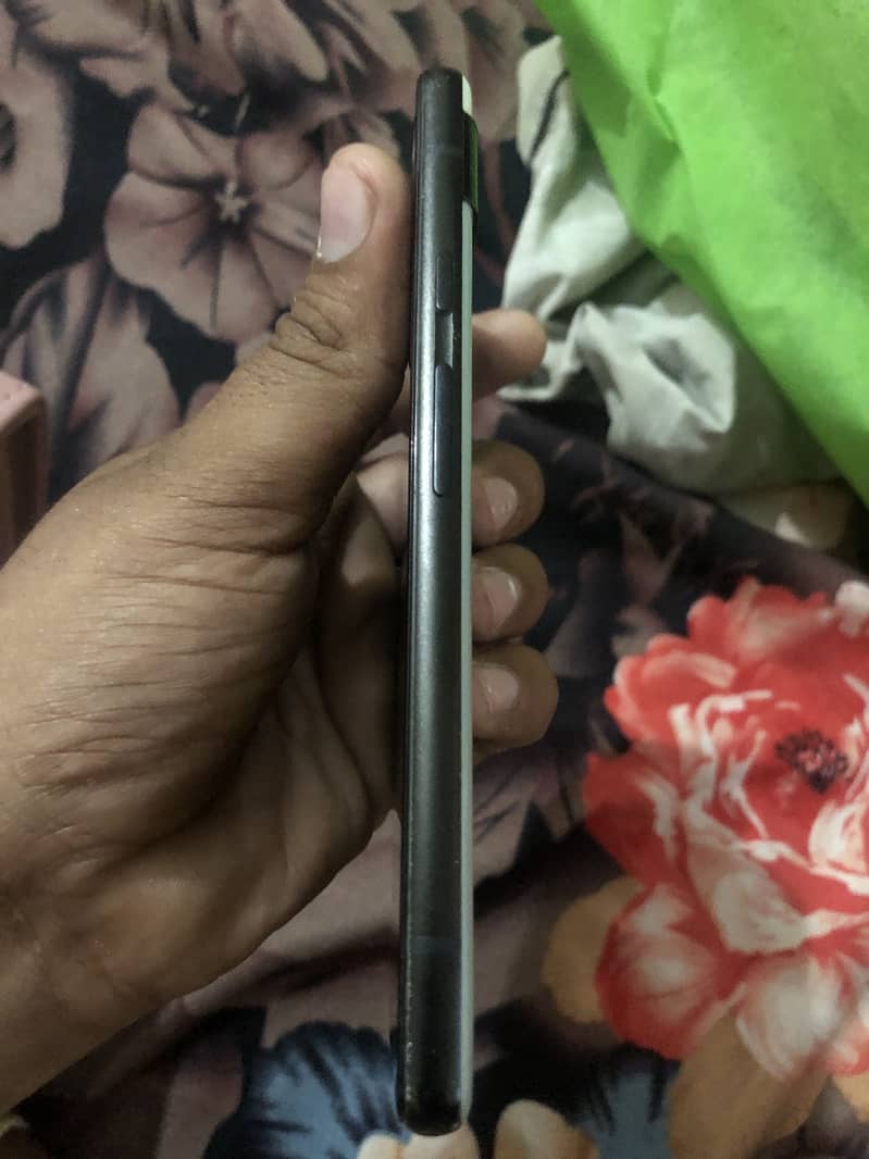 Google Pixel 6a 3
