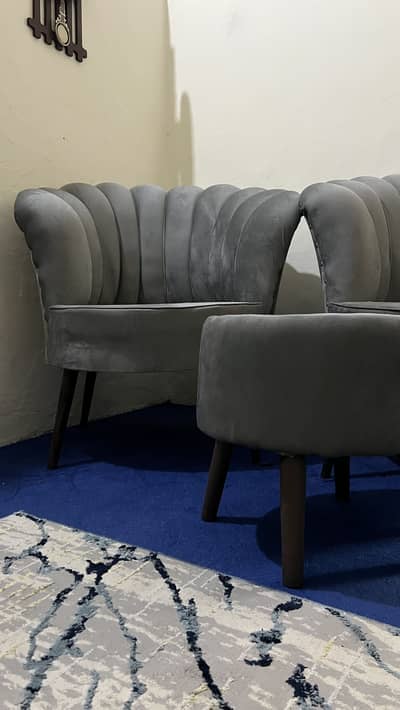Aesthetic & Comfortable Shell Chairs Set (2 Chairs + 1 Puffy) for Sale