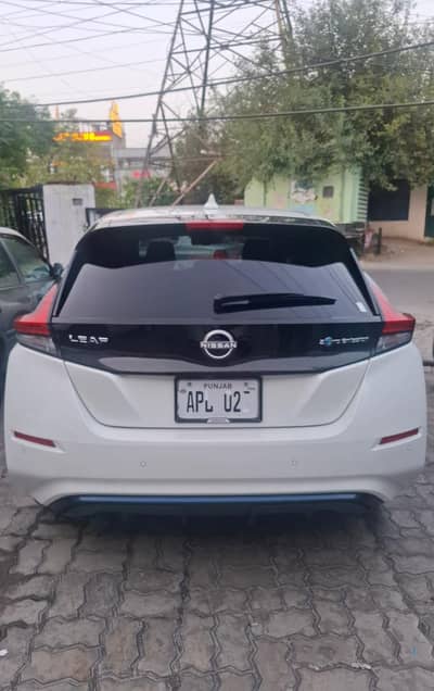 Nissan Leaf 2021