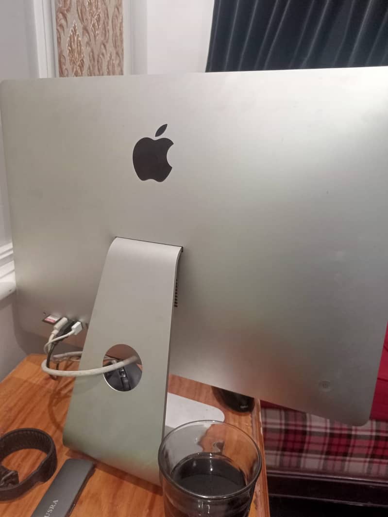 Apple iMac 2017 1