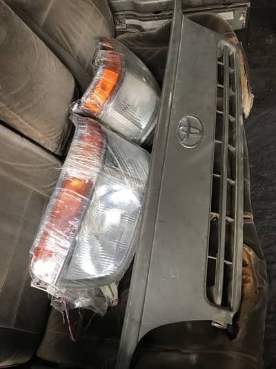 Hiace 94 Complete Set (Genuine Japani)