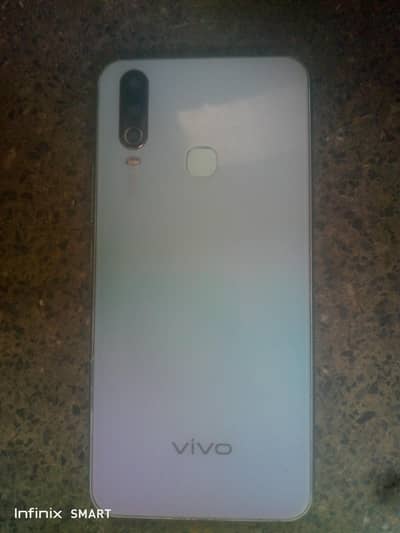 Vivo Y17
