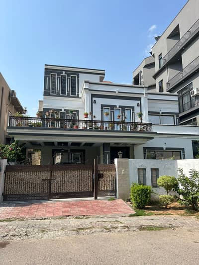 Kanal Upper Portion Fully Furnished Sector C