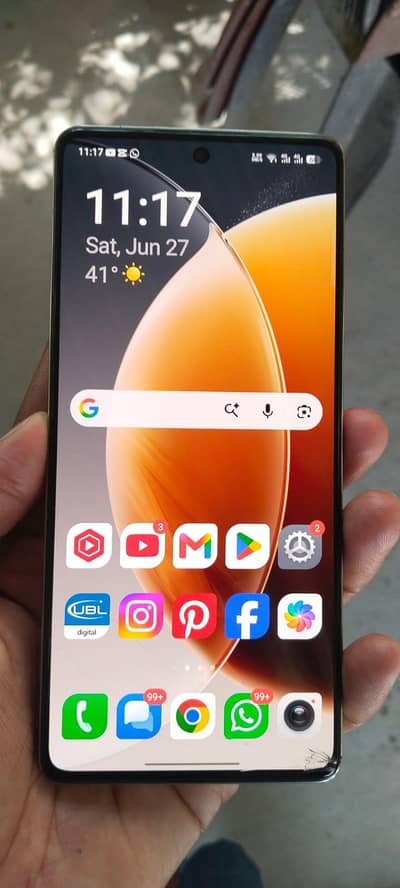 Tecno CAMON 30