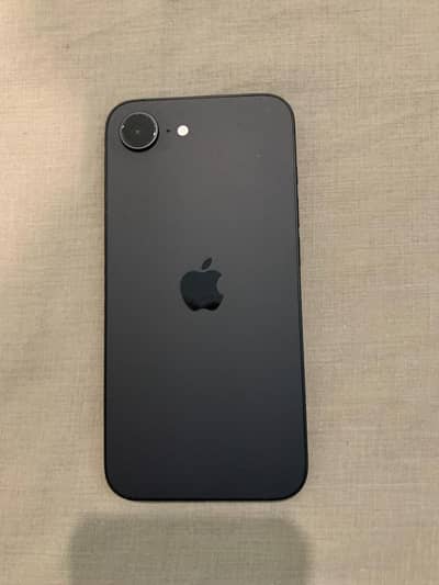 Apple iPhone 16e