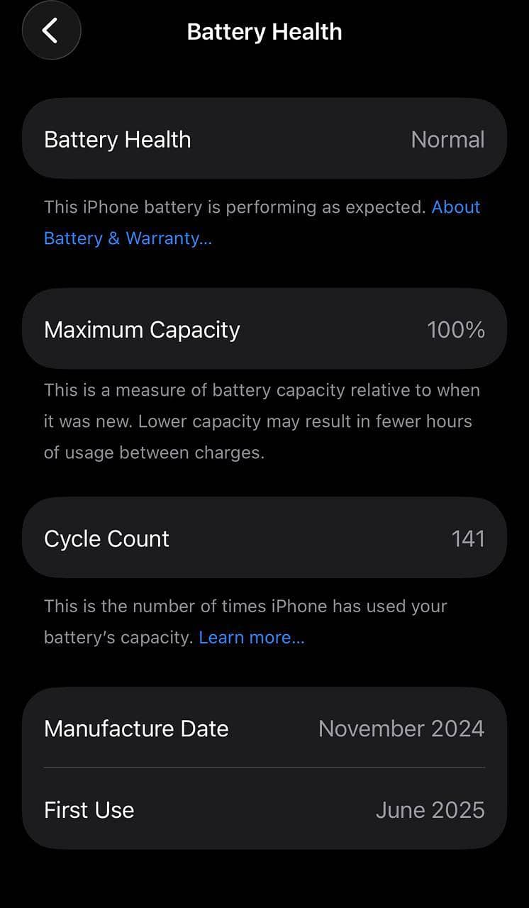 Apple iPhone 16e 3